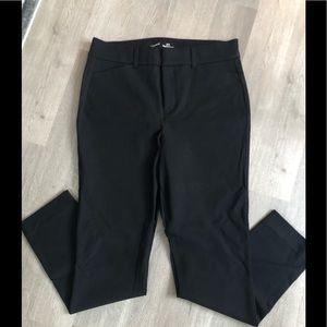 Old Navy Pixie Pants. High Rise. Size 6.